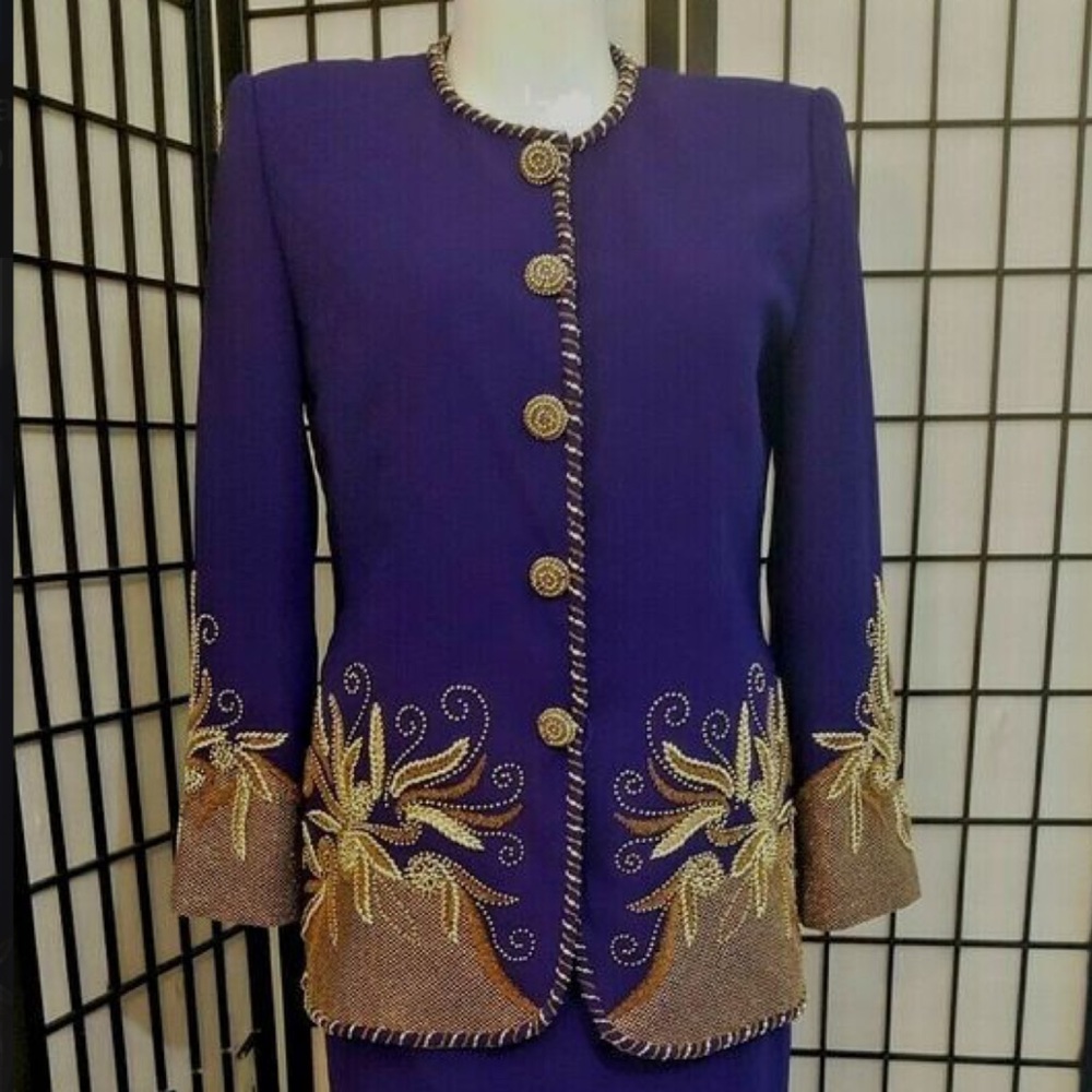 ‼️ISO: VINTAGE ORLANDO ROSSI PURPLE GOLD BEADED BLAZER ‼️